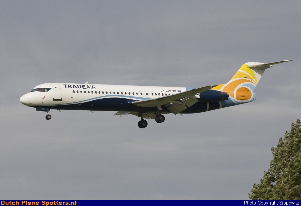 9A-BTD Fokker 100 Trade Air by Sippowitz