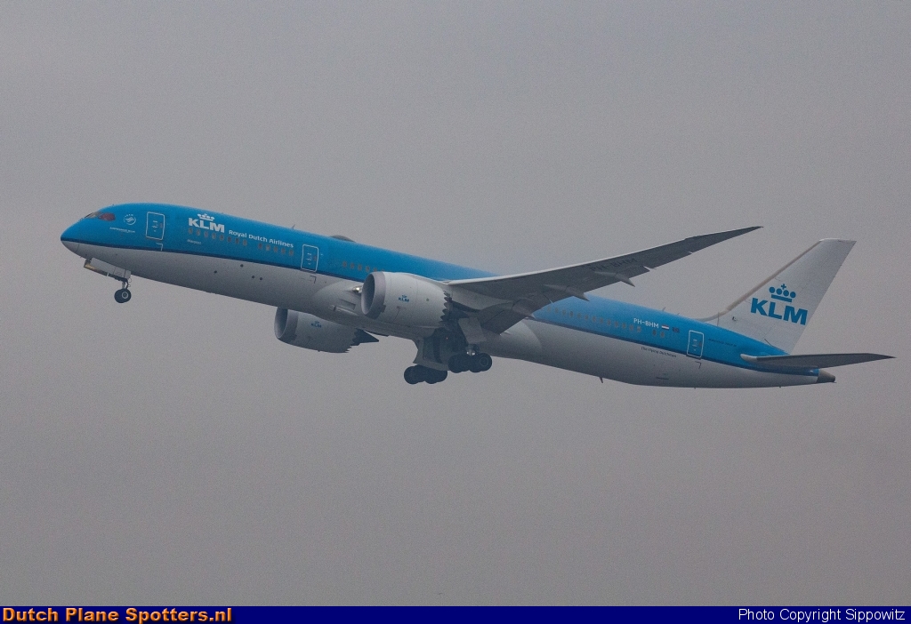 PH-BHM Boeing 787-9 Dreamliner KLM Royal Dutch Airlines by Sippowitz