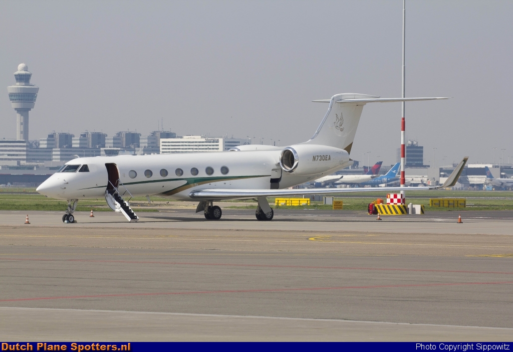 N730EA Gulfstream G550 Private by Sippowitz