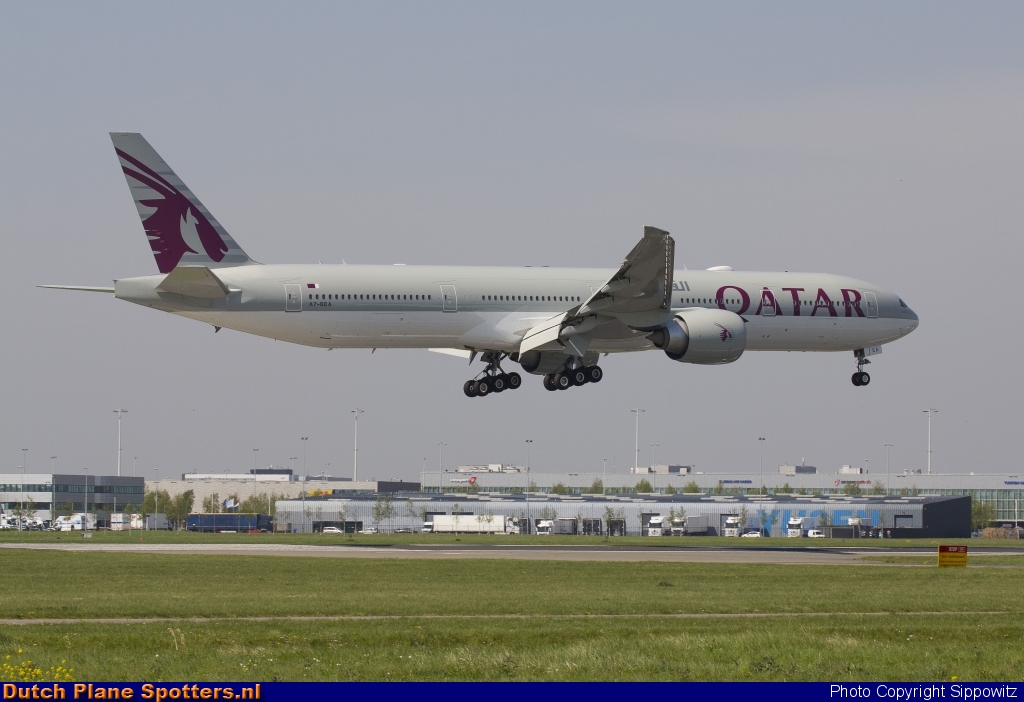 A7-BEA Boeing 777-300 Qatar Airways by Sippowitz