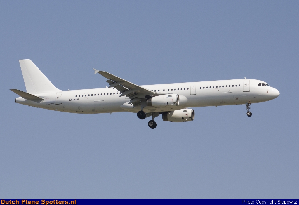 LY-NVQ Airbus A321 Avion Express (Onur Air) by Sippowitz