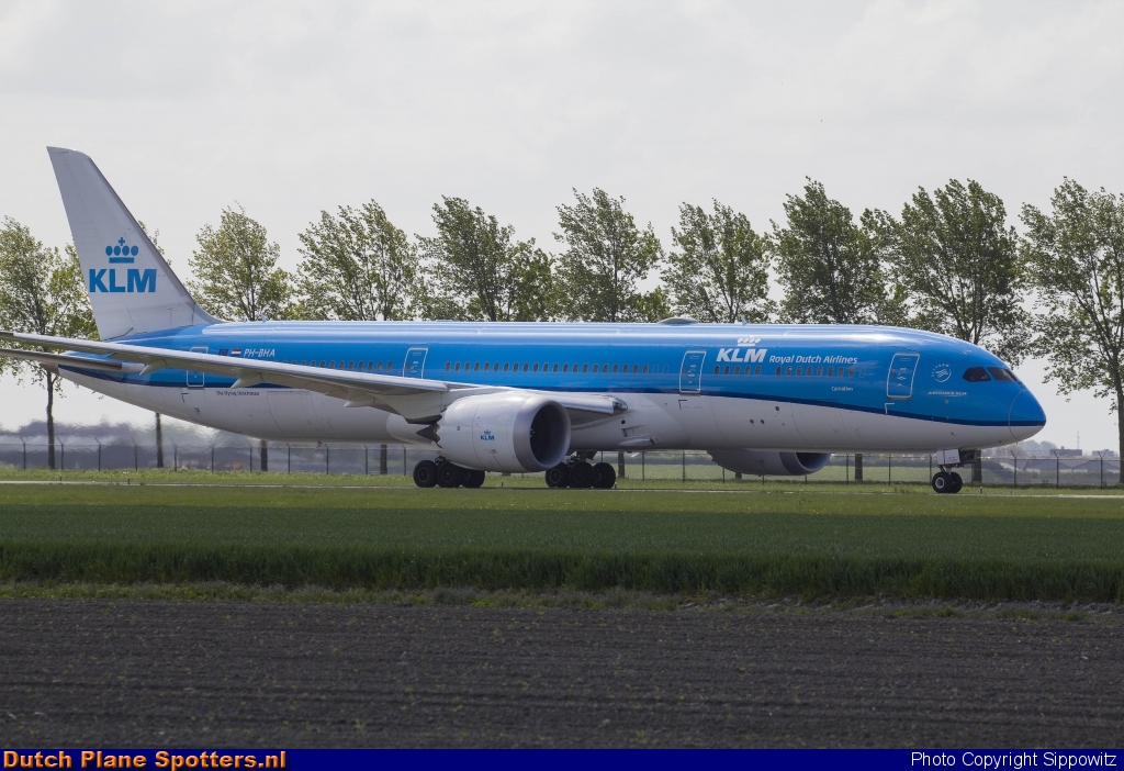 PH-BHA Boeing 787-9 Dreamliner KLM Royal Dutch Airlines by Sippowitz