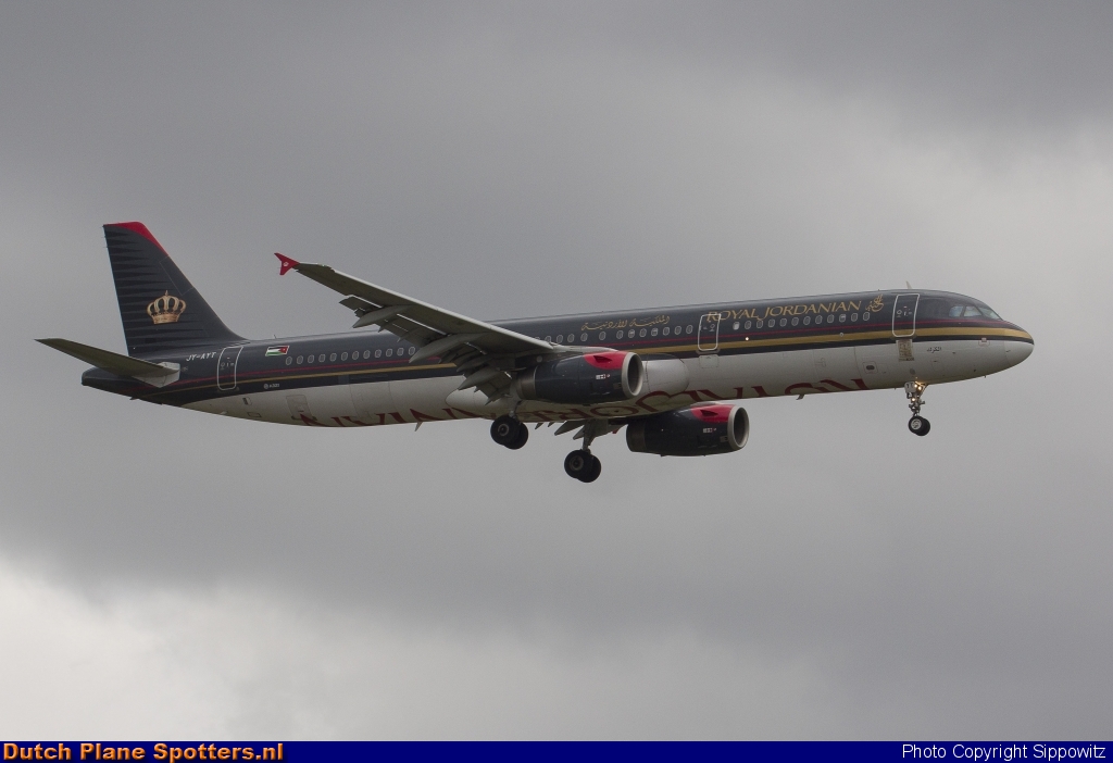 JY-AYT Airbus A321 Royal Jordanian Airlines by Sippowitz