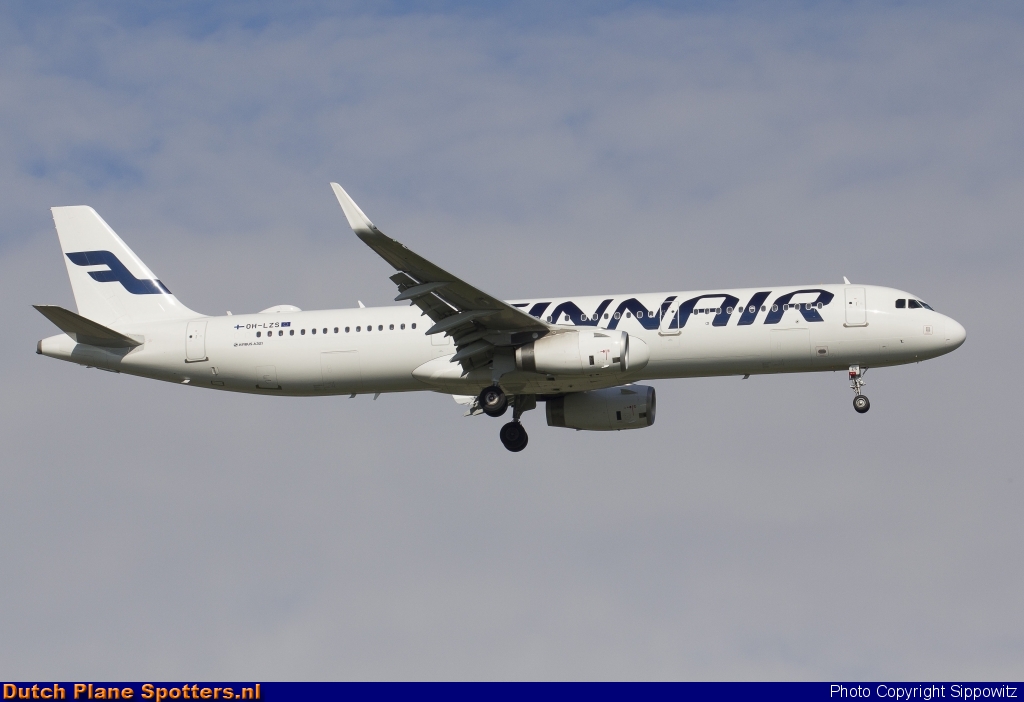 OH-LZS Airbus A321 Finnair by Sippowitz