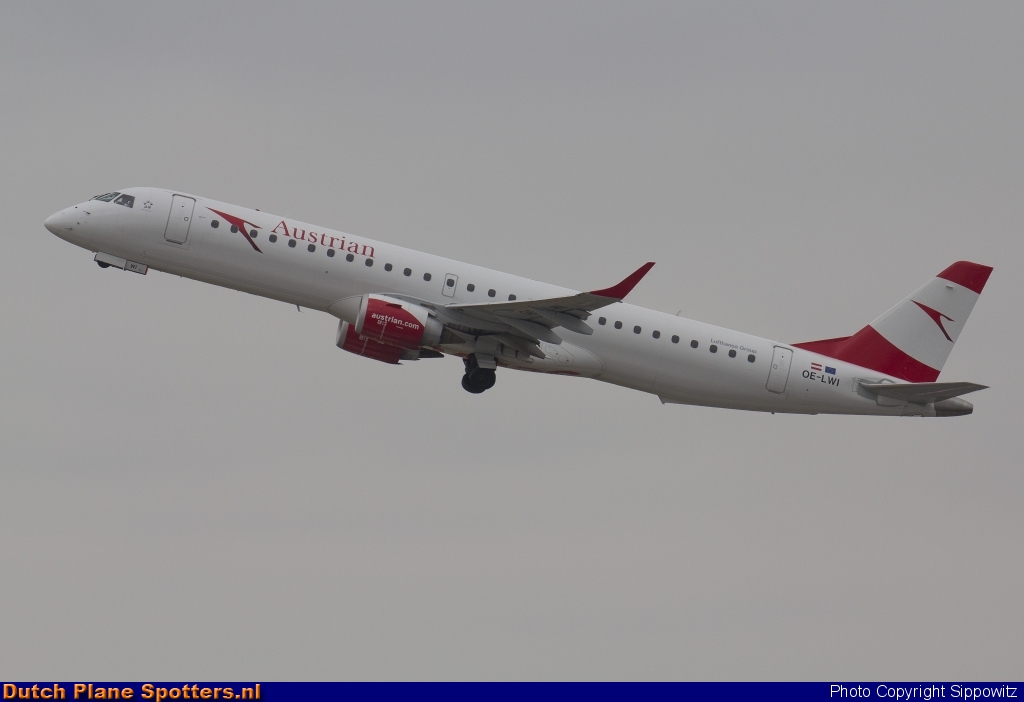 OE-LWI Embraer 195 Austrian Airlines by Sippowitz
