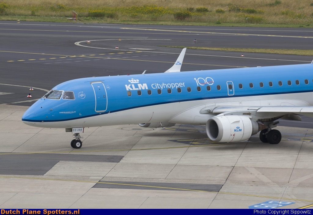 PH-EZE Embraer 190 KLM Cityhopper by Sippowitz