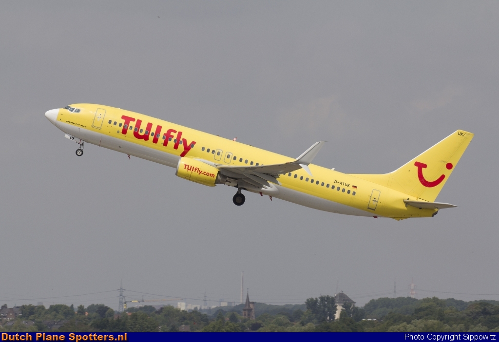 D-ATUK Boeing 737-800 TUIFly by Sippowitz