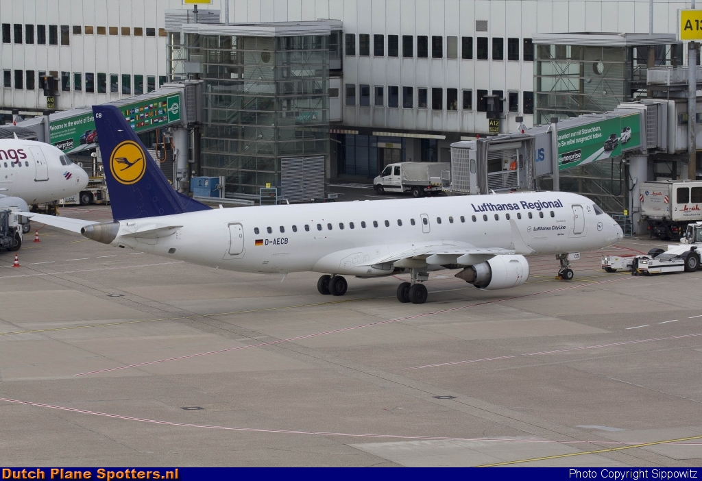 D-AECB Embraer 190 CityLine (Lufthansa Regional) by Sippowitz