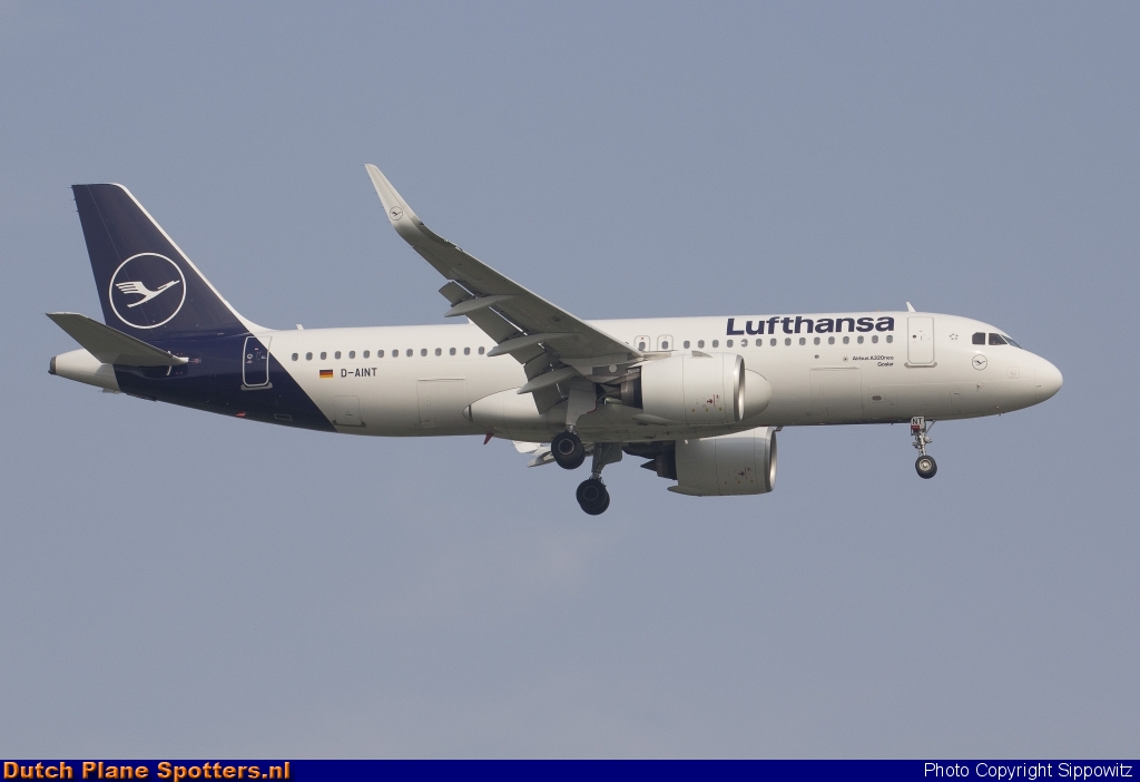 D-AINT Airbus A320neo Lufthansa by Sippowitz