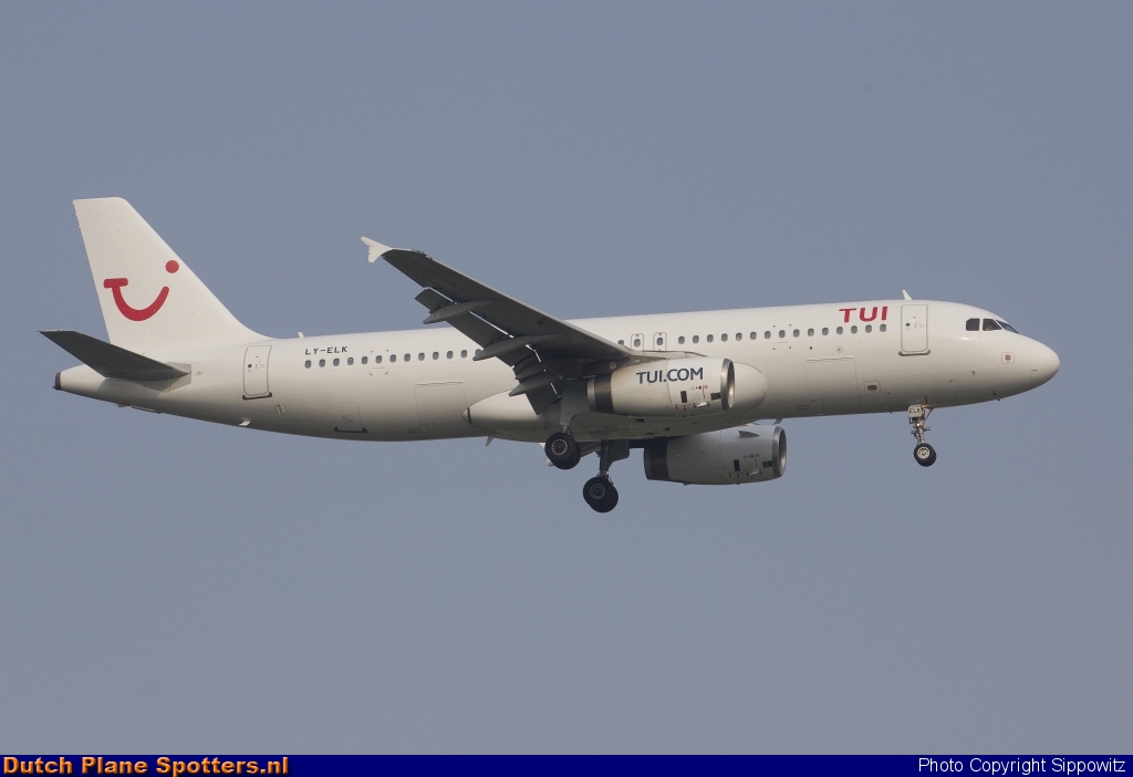 LY-ELK Airbus A320 Getjet Airlines (TUI Airlines Netherlands) by Sippowitz