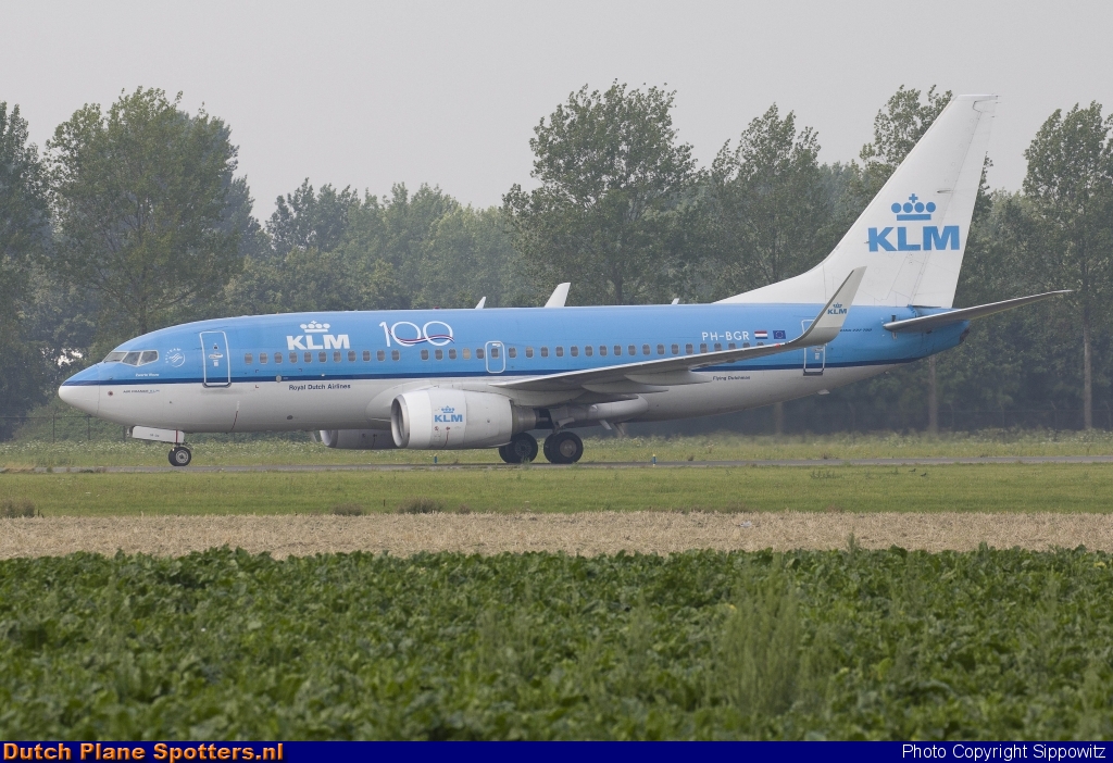 PH-BGR Boeing 737-700 KLM Royal Dutch Airlines by Sippowitz