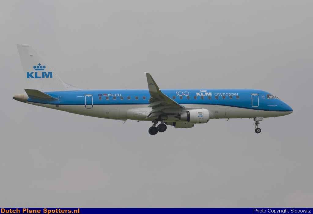 PH-EXX Embraer 175 KLM Cityhopper by Sippowitz