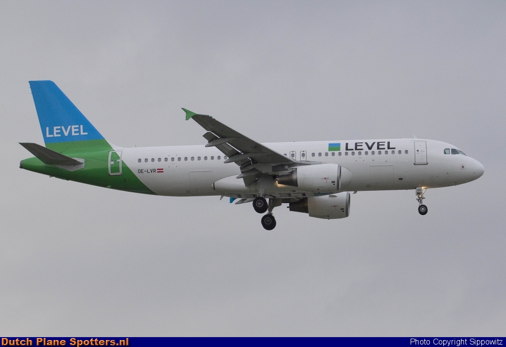 OE-LVR Airbus A320 LEVEL (Anisec) by Sippowitz