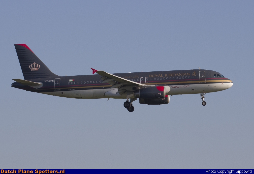 JY-AYX Airbus A320 Royal Jordanian Airlines by Sippowitz