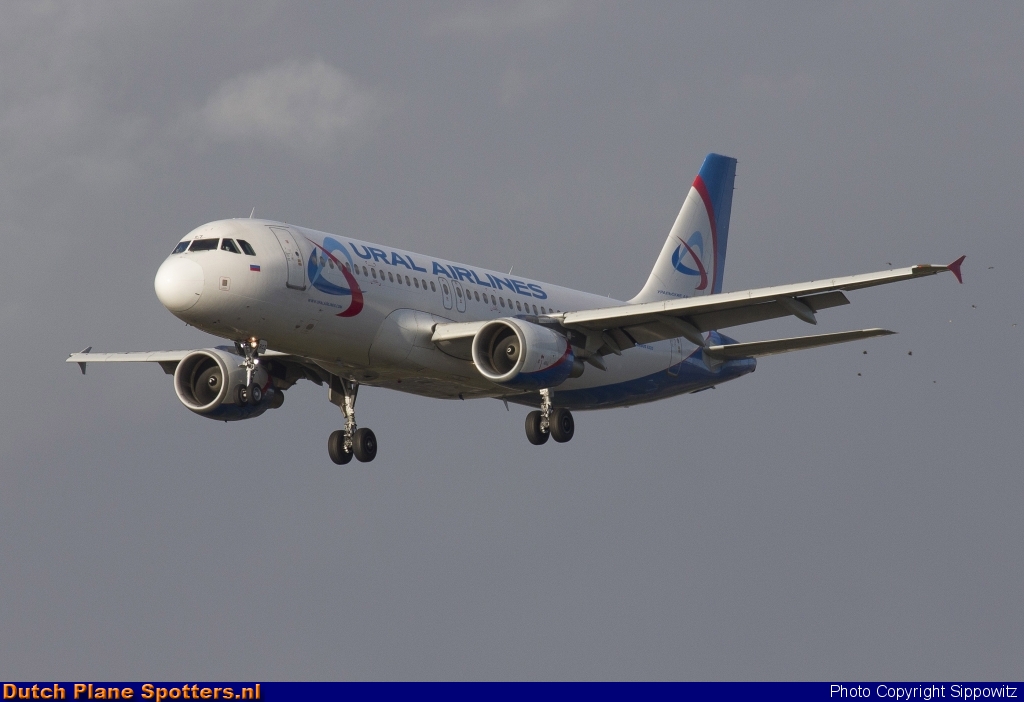 VQ-BCZ Airbus A320 Ural Airlines by Sippowitz