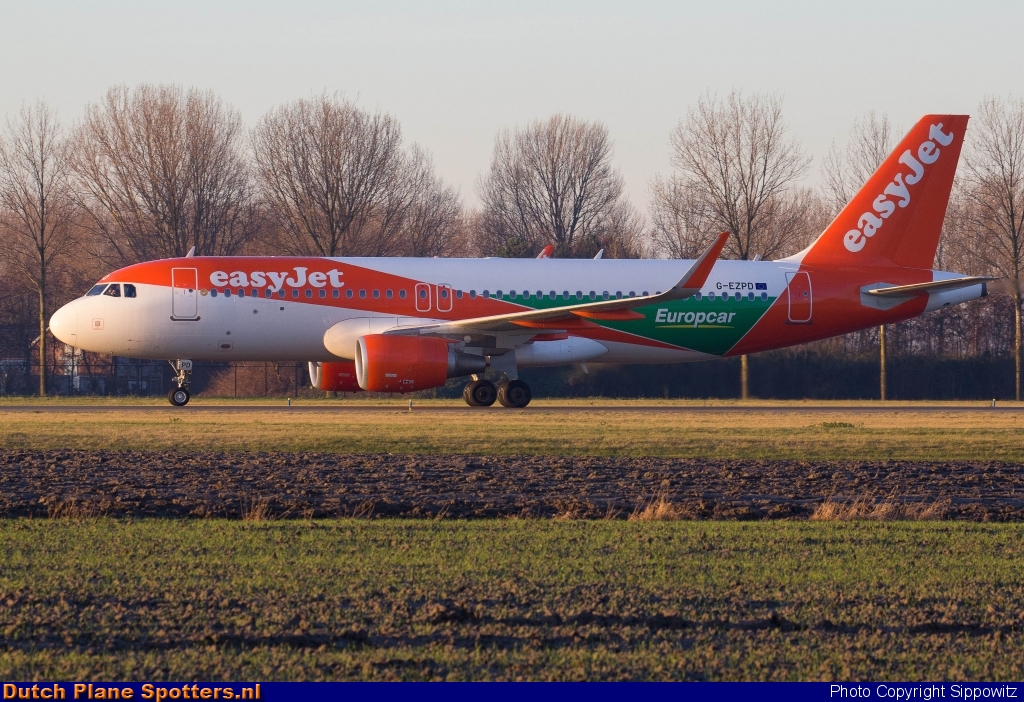 G-EZPD Airbus A320 easyJet by Sippowitz