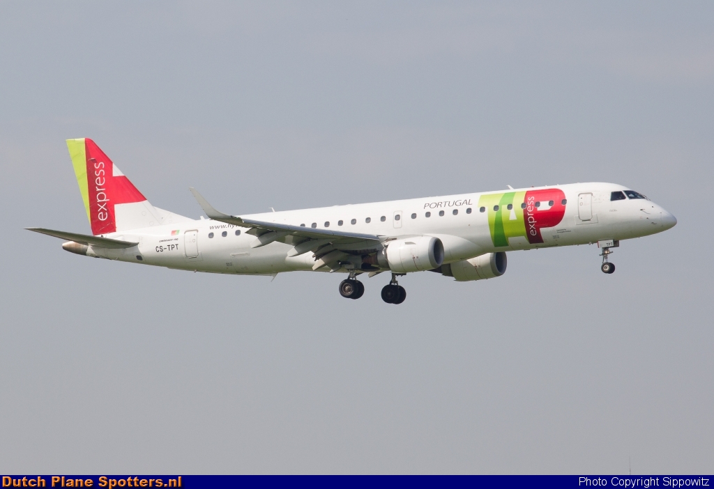 CS-TPT Embraer 190 PGA Portugalia Airlines (TAP Express) by Sippowitz