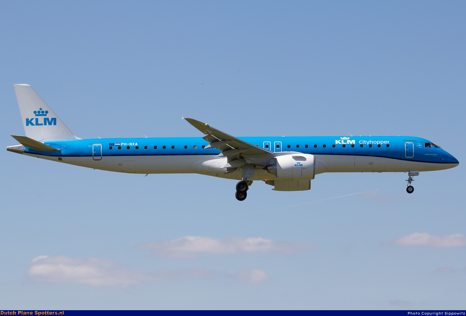 PH-NXA Embraer 195 E2 KLM Cityhopper by Sippowitz