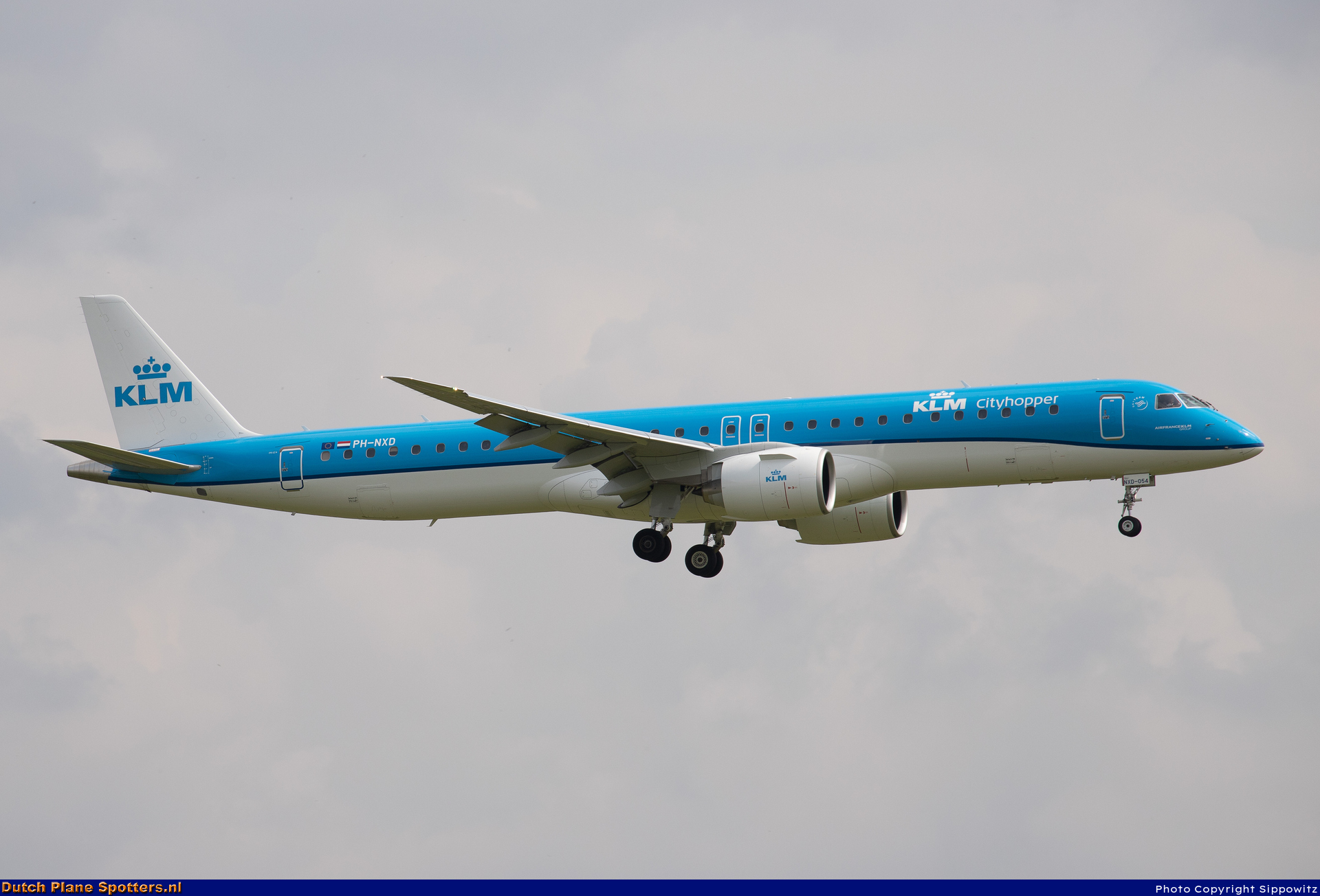 PH-NXD Embraer 195 E2 KLM Cityhopper by Sippowitz