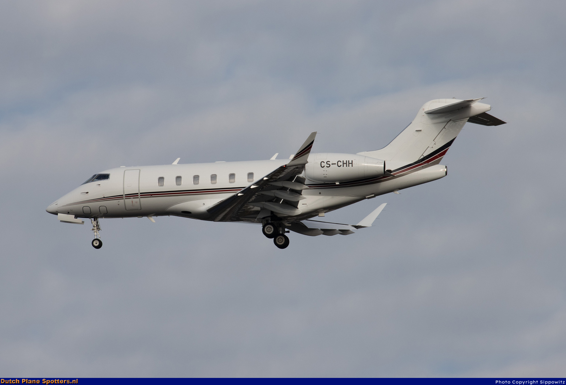 CS-CHH Bombardier Challenger 350 NetJets Europe by Sippowitz