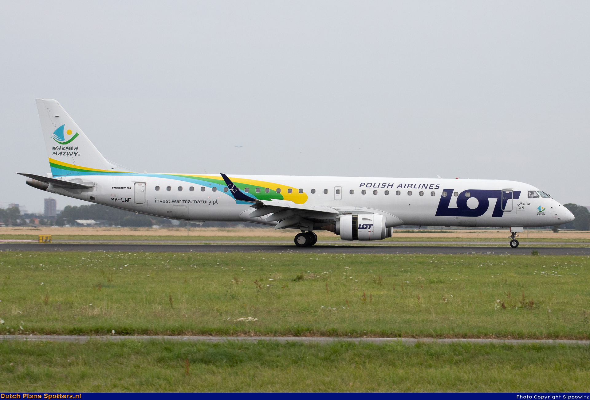 SP-LNF Embraer 195 LOT Polish Airlines by Sippowitz