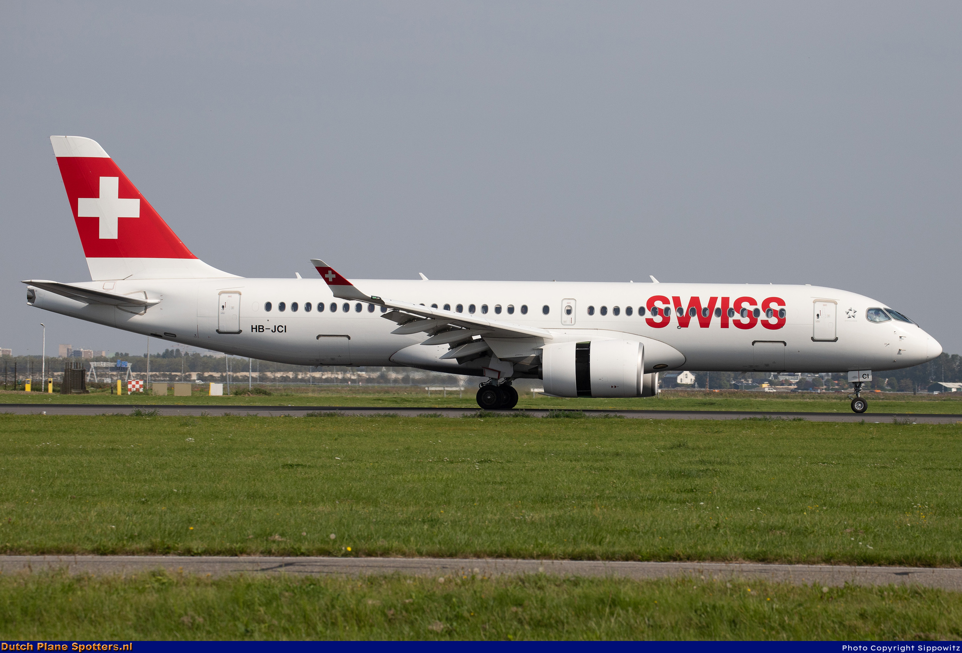 HB-JCI Airbus A220-300 Swiss International Air Lines by Sippowitz