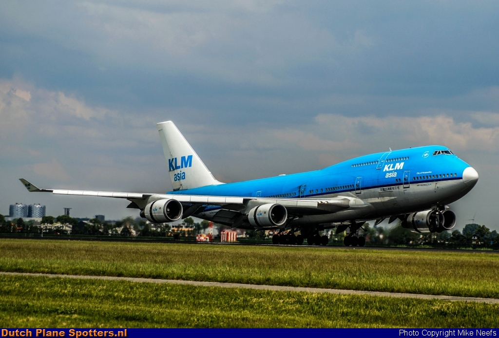 PH-BFR Boeing 747-400 KLM Royal Dutch Airlines by Mike Neefs