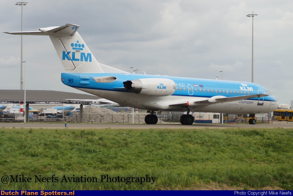 PH-KZI Fokker 70 KLM Cityhopper by Mike Neefs