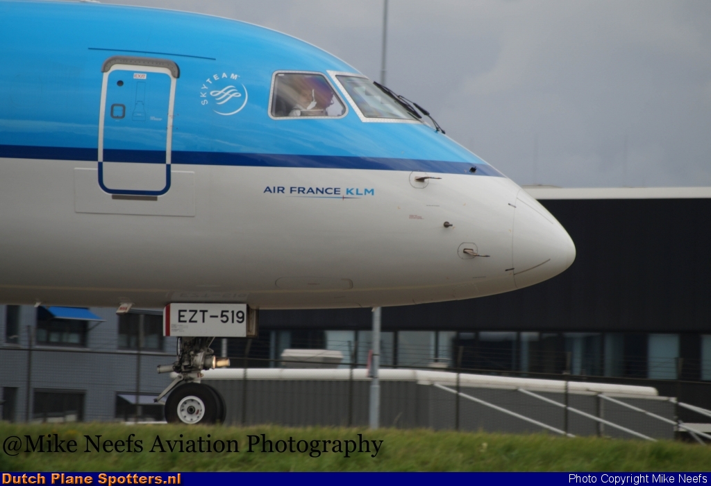 PH-EZT Embraer 190 KLM Cityhopper by Mike Neefs
