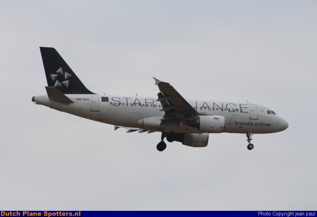 OO-SSC Airbus A319 Brussels Airlines by jean paul