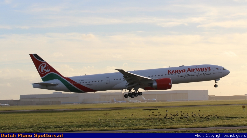5Y-KZY Boeing 777-300 Kenya Airways by patrick geers