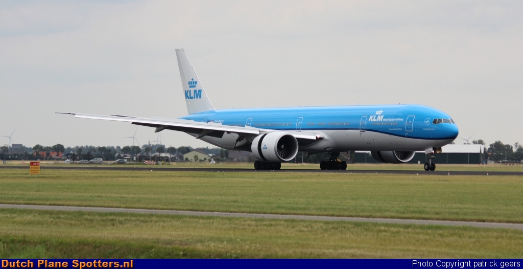 PH-BVO Boeing 777-300 KLM Royal Dutch Airlines by patrick geers