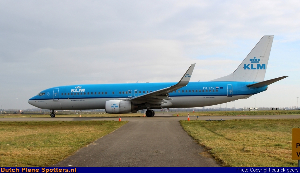 PH-BXC Boeing 737-800 KLM Royal Dutch Airlines by patrick geers