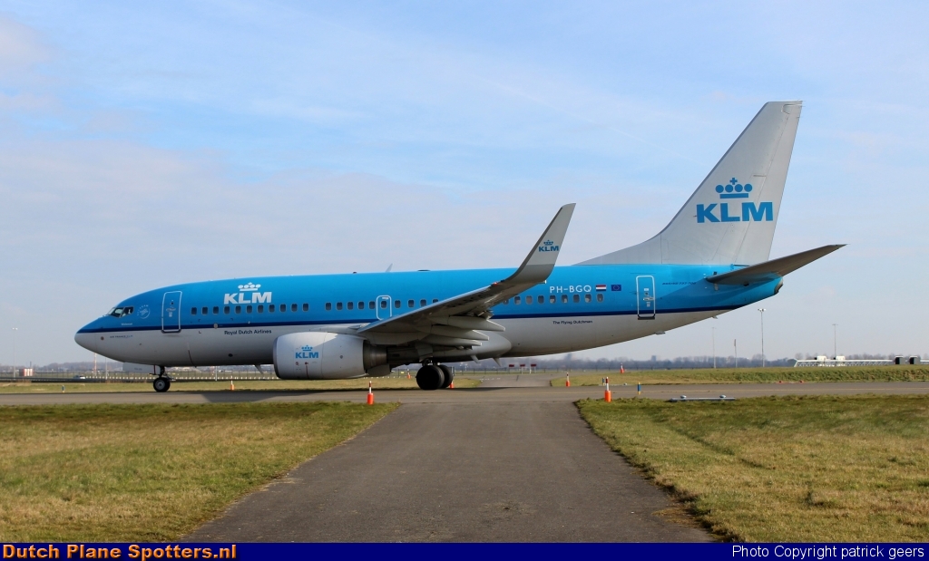 PH-BGQ Boeing 737-700 KLM Royal Dutch Airlines by patrick geers