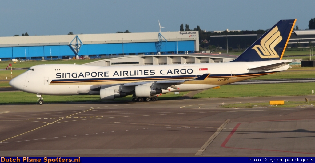 9V-SFQ Boeing 747-400 Singapore Airlines Cargo by patrick geers