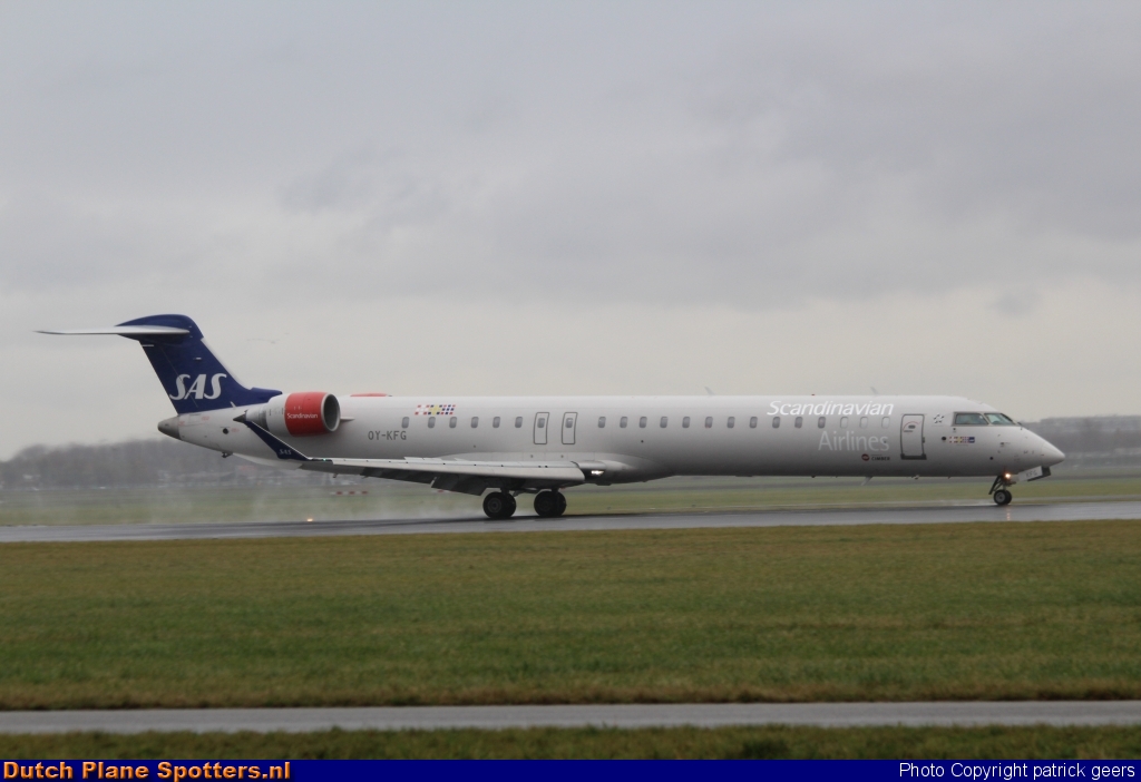 OY-KFG Bombardier Canadair CRJ900 Cimber A/S (SAS Scandinavian Airlines) by patrick geers