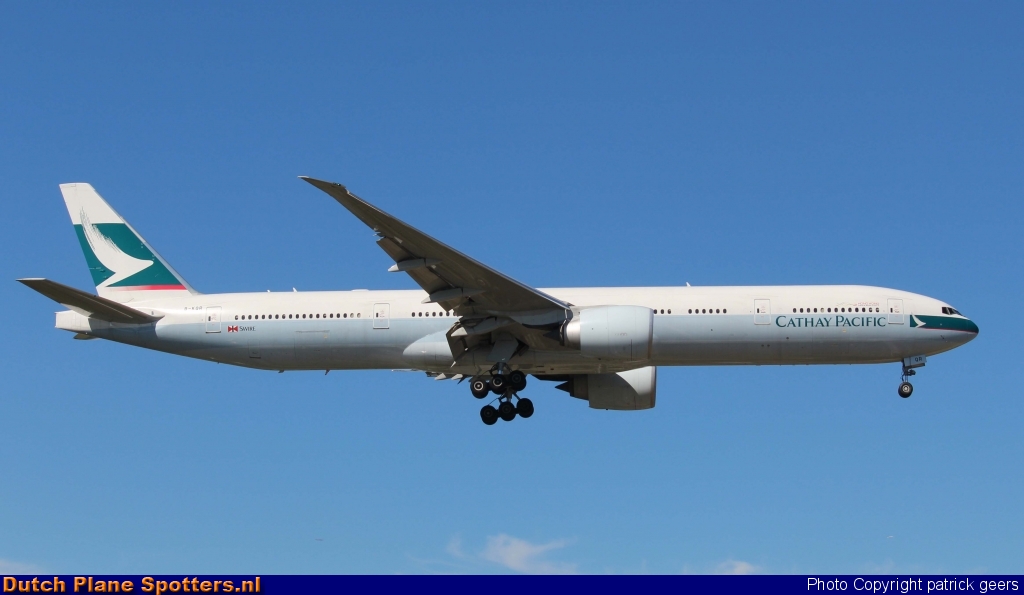 B-KQR Boeing 777-300 Cathay Pacific by patrick geers