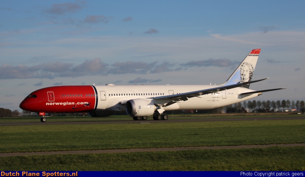 LN-LNV Boeing 787-9 Dreamliner Norwegian Air Shuttle by patrick geers