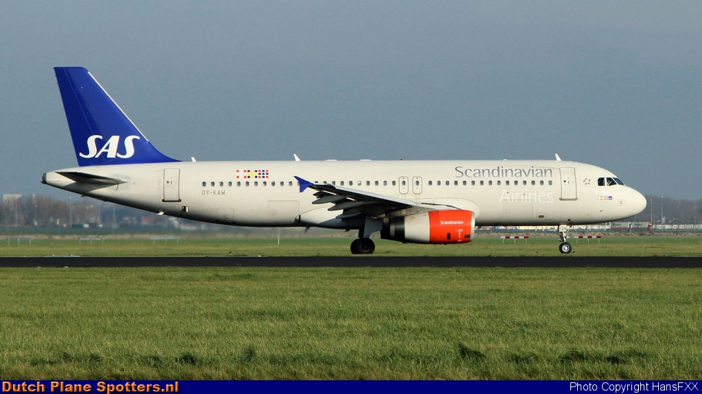 OY-KAW Airbus A320 SAS Scandinavian Airlines by HansFXX