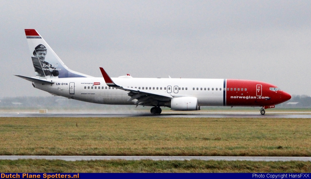 LN-DYA Boeing 737-800 Norwegian Air Shuttle by HansFXX
