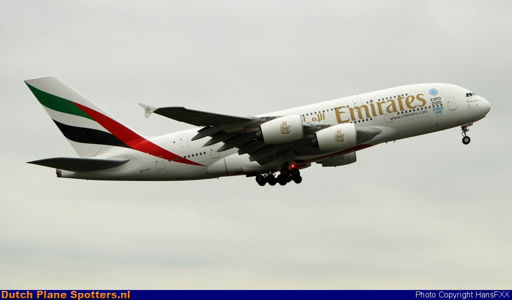 A6-EEZ Airbus A380-800 Emirates by HansFXX