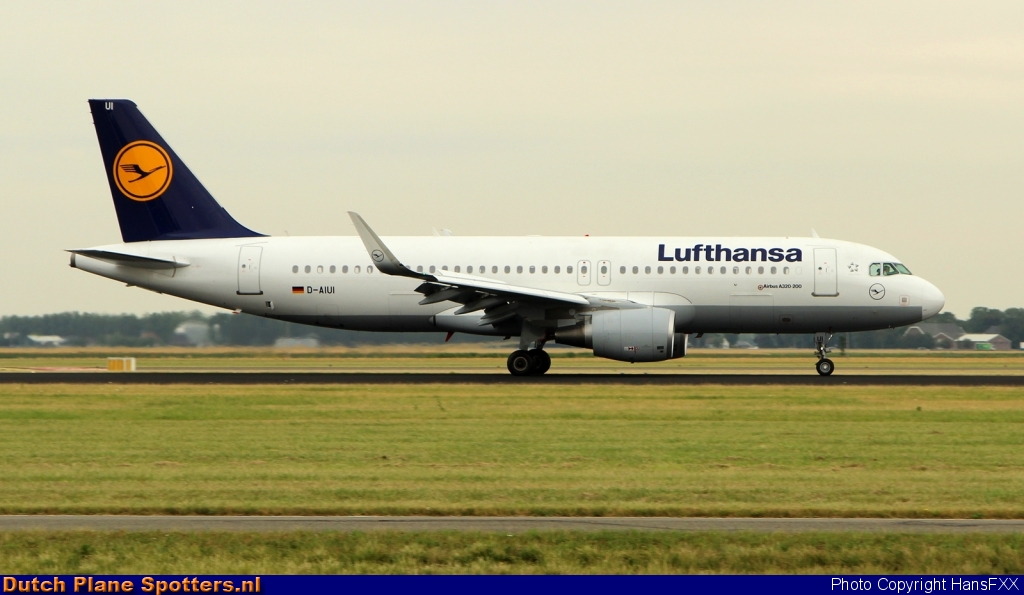 D-AIUI Airbus A320 Lufthansa by HansFXX