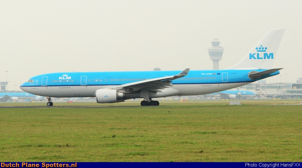 PH-AOM Airbus A330-200 KLM Royal Dutch Airlines by HansFXX