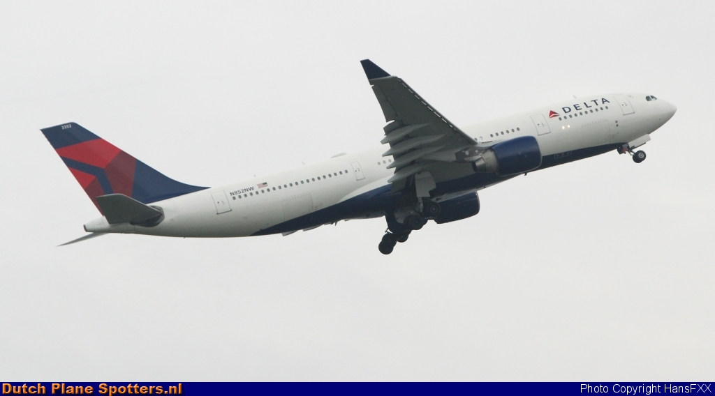 N852NW Airbus A330-200 Delta Airlines by HansFXX
