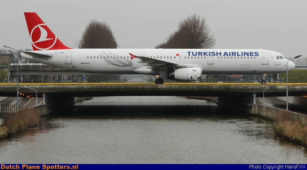 TC-JRD Airbus A321 Turkish Airlines by HansFXX