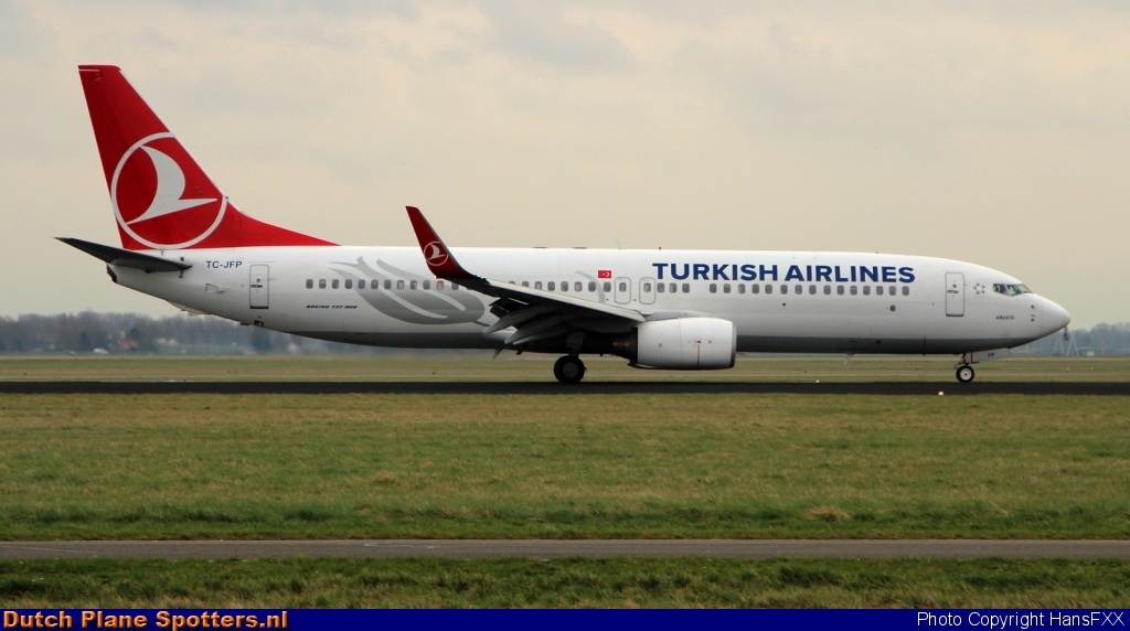 TC-JFP Boeing 737-800 Turkish Airlines by HansFXX