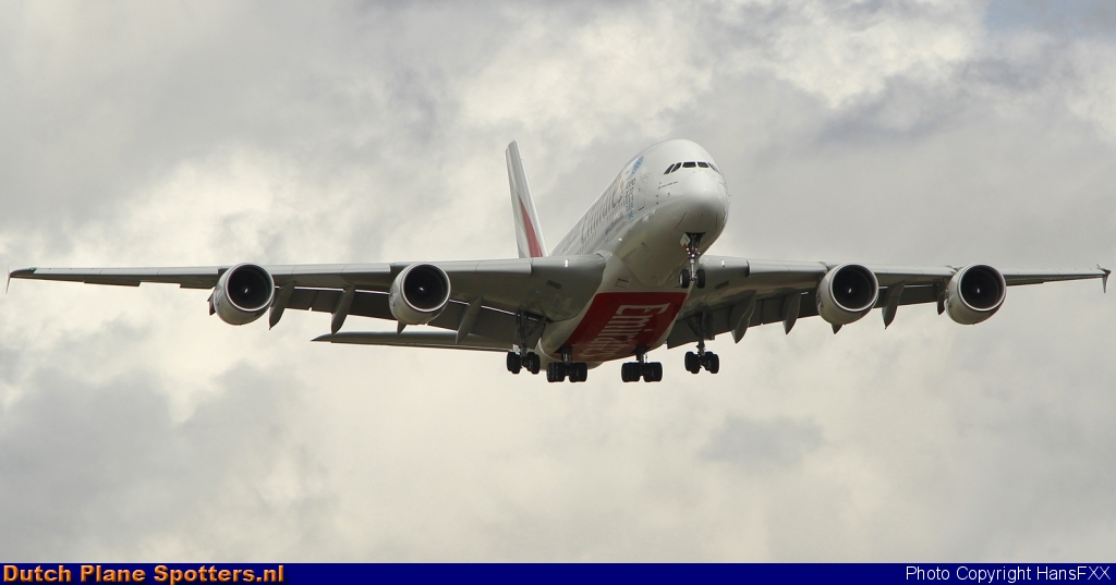 A6-EOI Airbus A380-800 Emirates by HansFXX