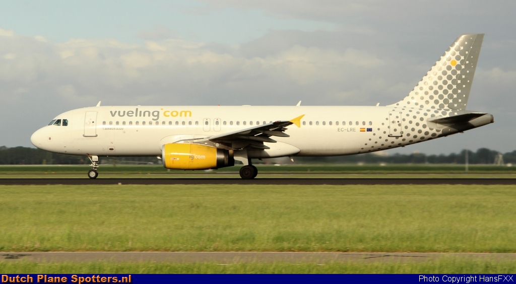EC-LRE Airbus A320 Vueling.com by HansFXX