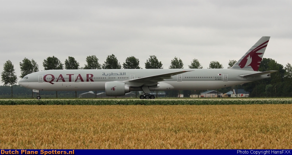 A7-BAS Boeing 777-300 Qatar Airways by HansFXX