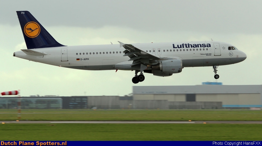D-AIPH Airbus A320 Lufthansa by HansFXX